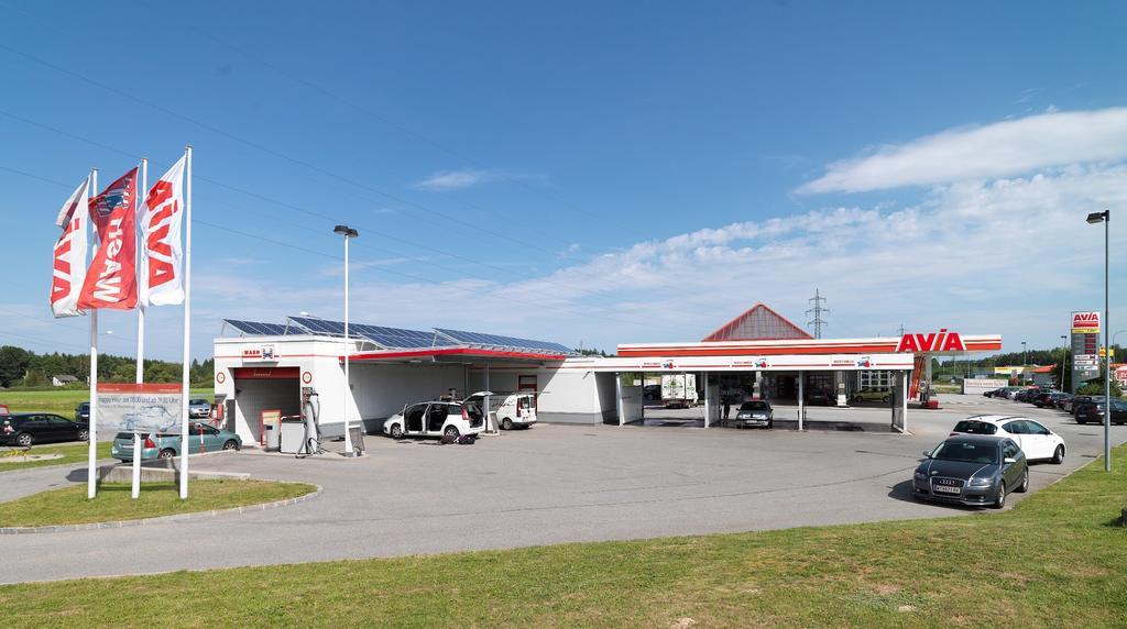 Fairsleep Avia Motel Gmuend Гмюнд Екстериор снимка